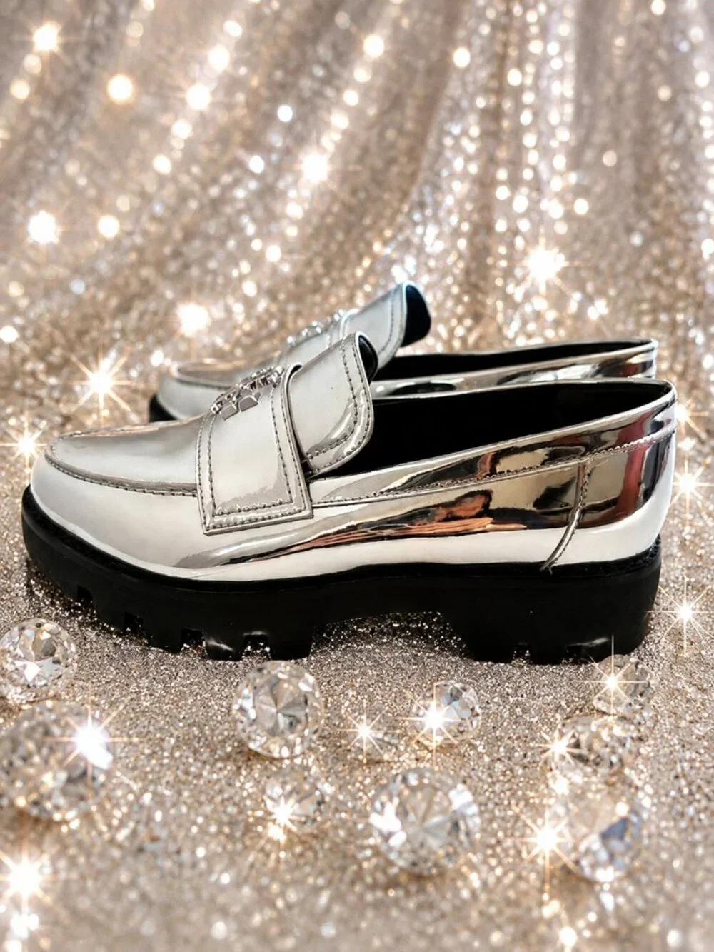 NEW WITH BOX Tory Burch Mirror Metallic Silver Logo Lug Loafers